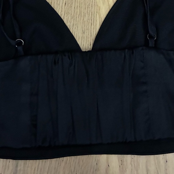 Zara Women's Black Satin Effect V-Neck Crop Top Triangle Bralette S - Picture 6 of 14